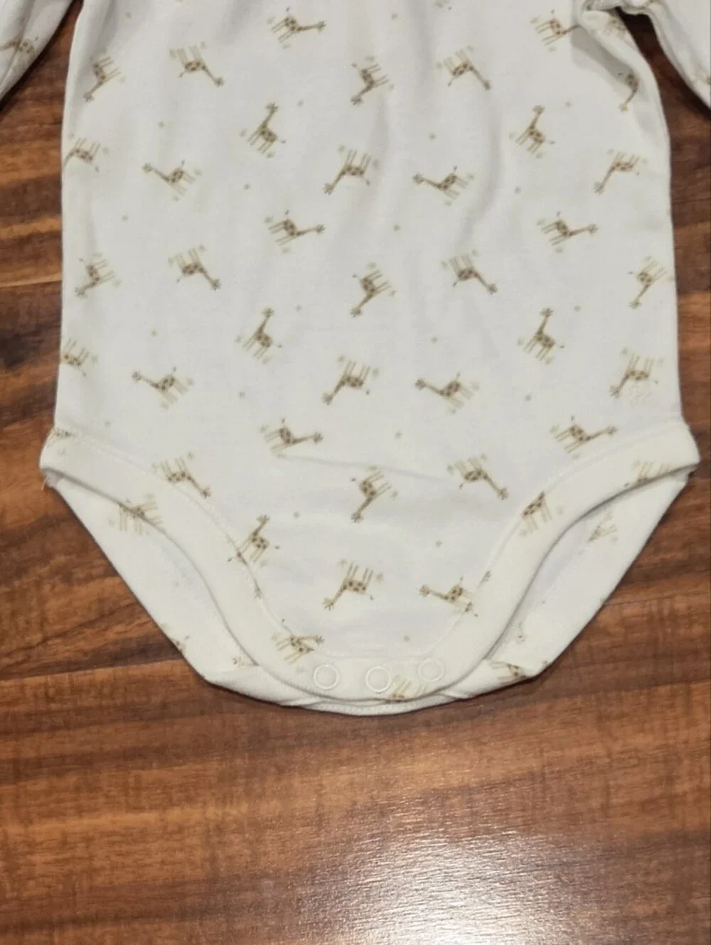 Janie and Jack NWT/GUC 0-3 Months Giraffe Bodysuit, Knit Hat, Reversible Blanket